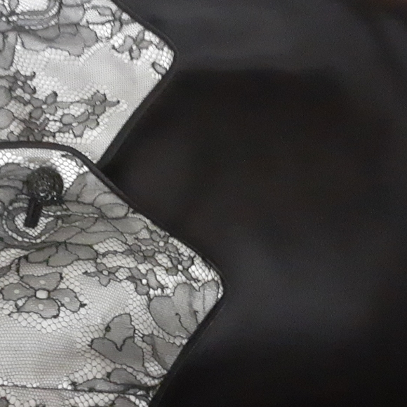 No Name 100% silk 2pc suit sz XS pit 15 inches lace Tuxedo style w/ beaded butto - Picture 8 of 12